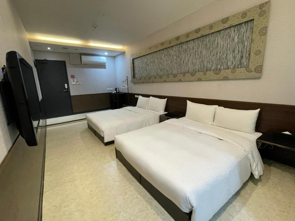 苓旅萬年-LIN INN Wan Nian Taipei Bagian luar foto