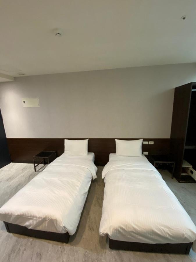 苓旅萬年-LIN INN Wan Nian Taipei Bagian luar foto